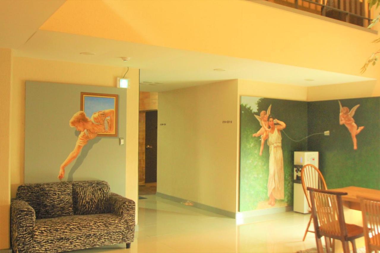 Pine Hill Hotel Seogwipo Zewnętrze zdjęcie